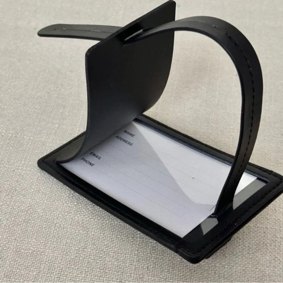 Away The Luggage Tag Black NEW - Picture 2 of 4